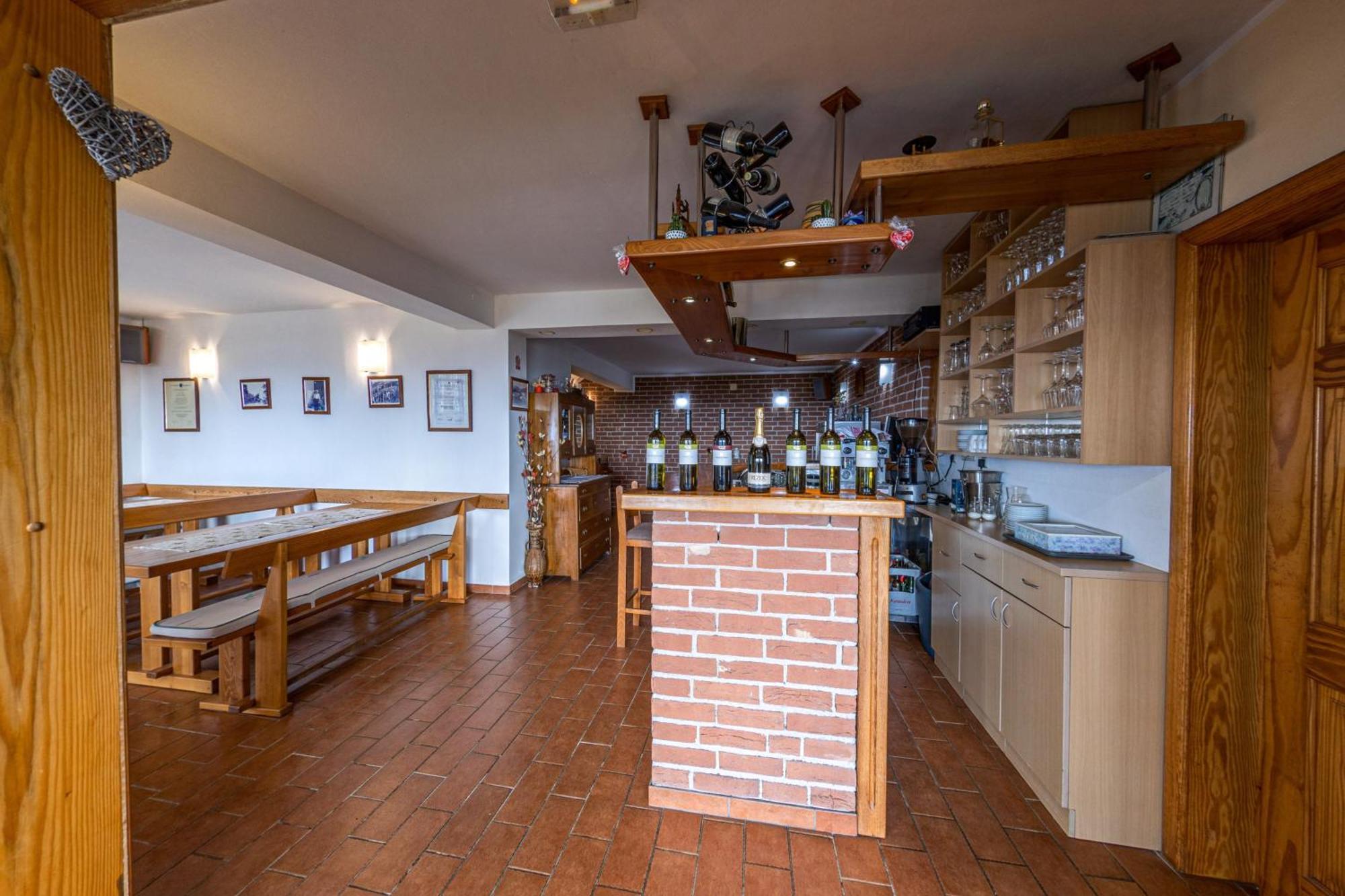 Guesthouse Režekov podrum Jastrebarsko Exteriér fotografie