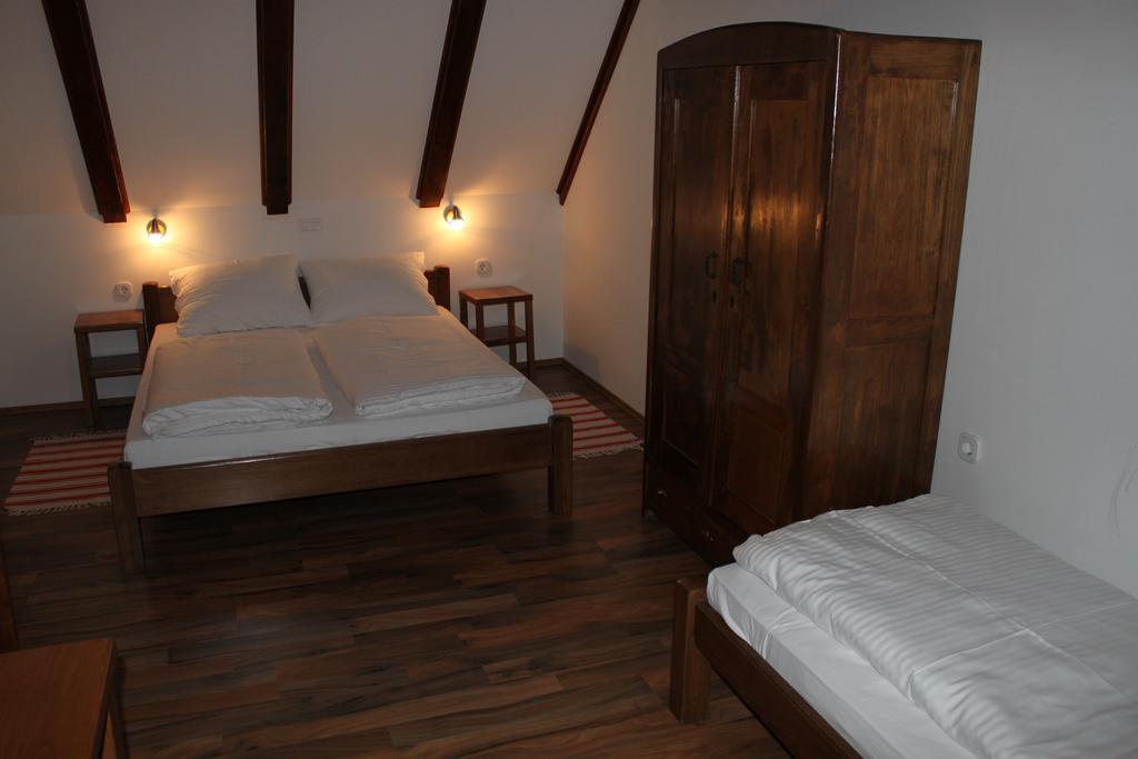 Guesthouse Režekov podrum Jastrebarsko Exteriér fotografie